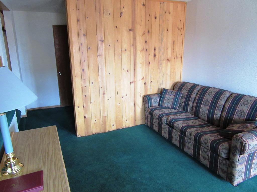 Travelers Lodge West Yellowstone Oda fotoğraf