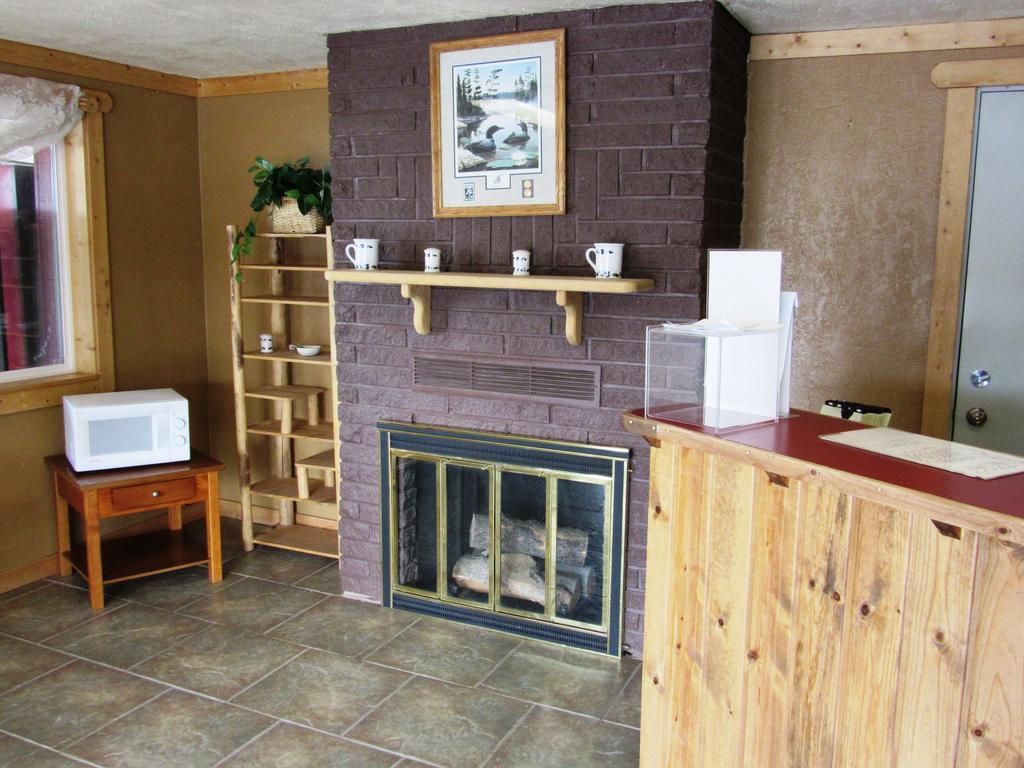 Travelers Lodge West Yellowstone Dış mekan fotoğraf