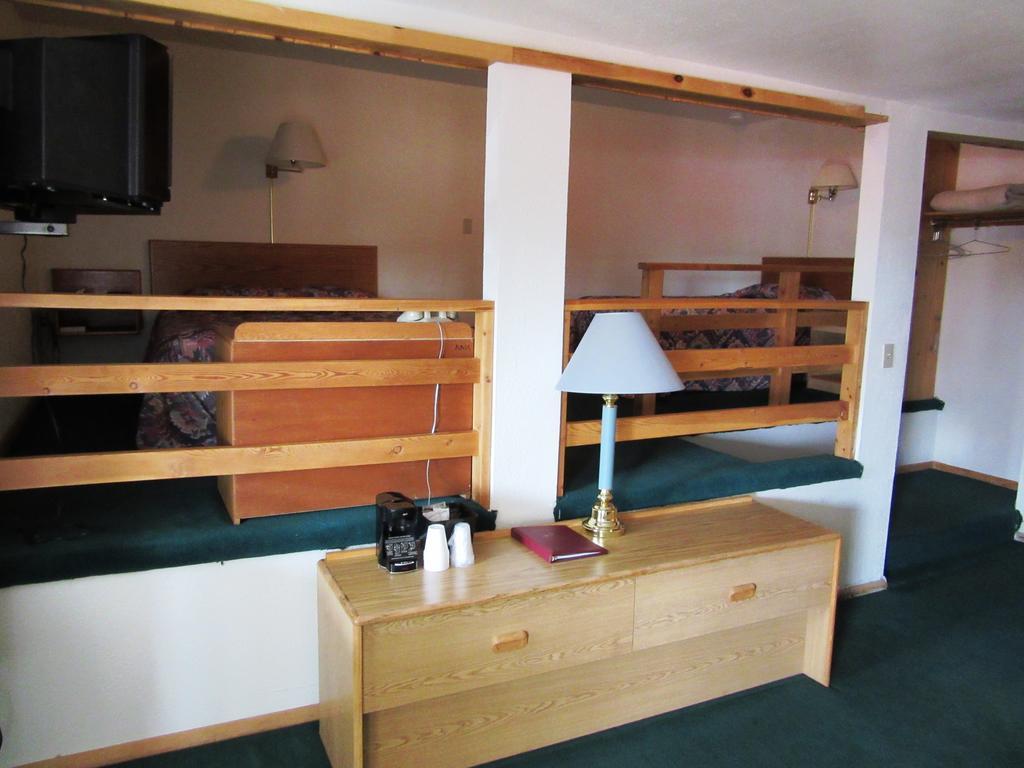 Travelers Lodge West Yellowstone Oda fotoğraf